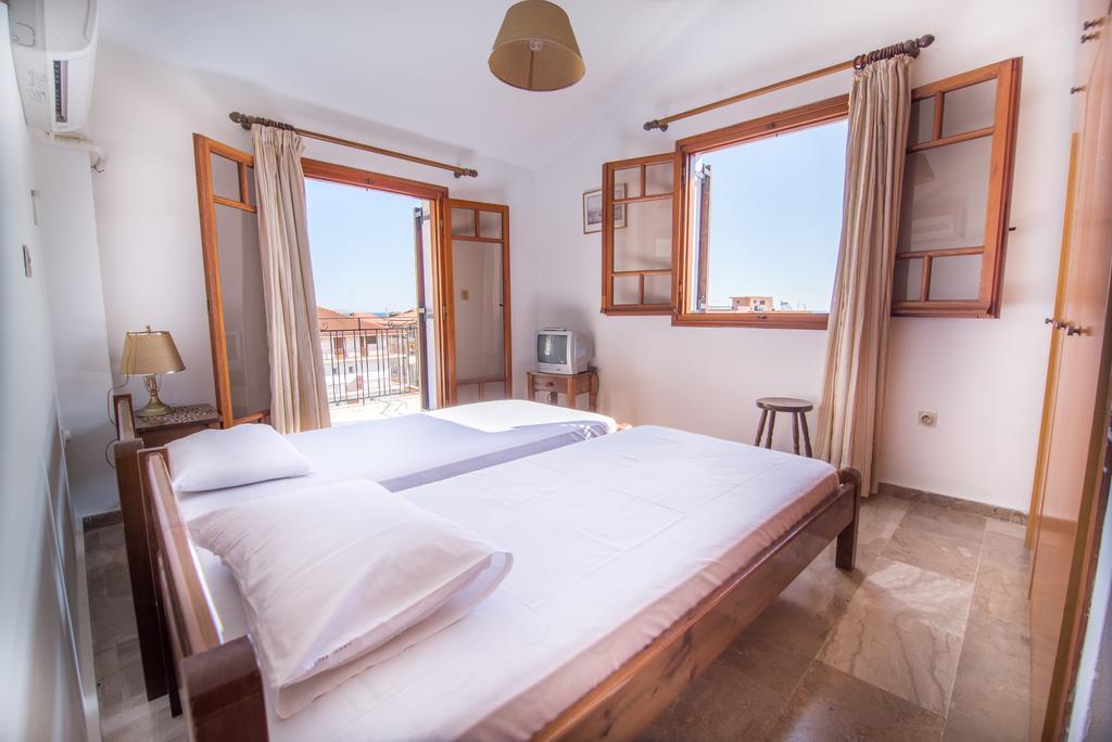 Maria Parameriti Apartments Poros  Екстериор снимка