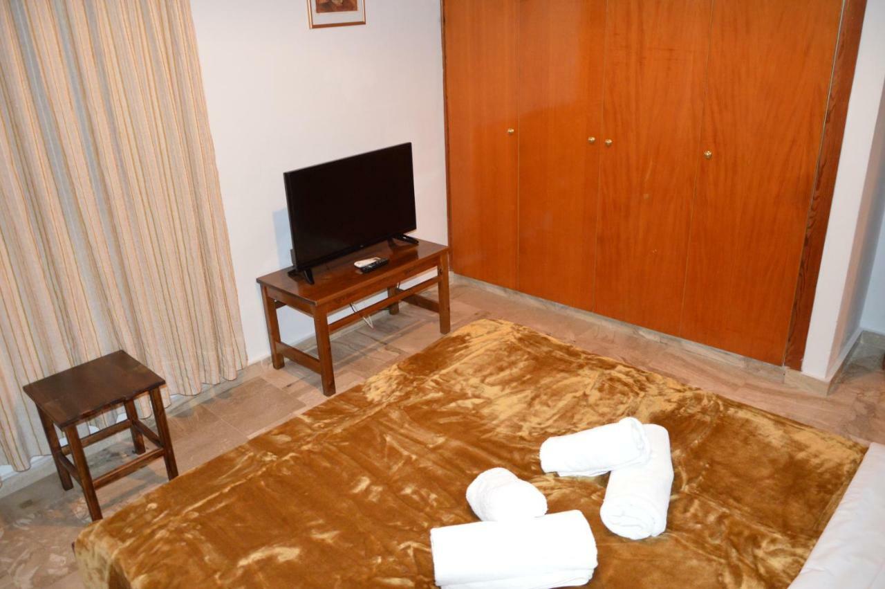 Maria Parameriti Apartments Poros  Екстериор снимка