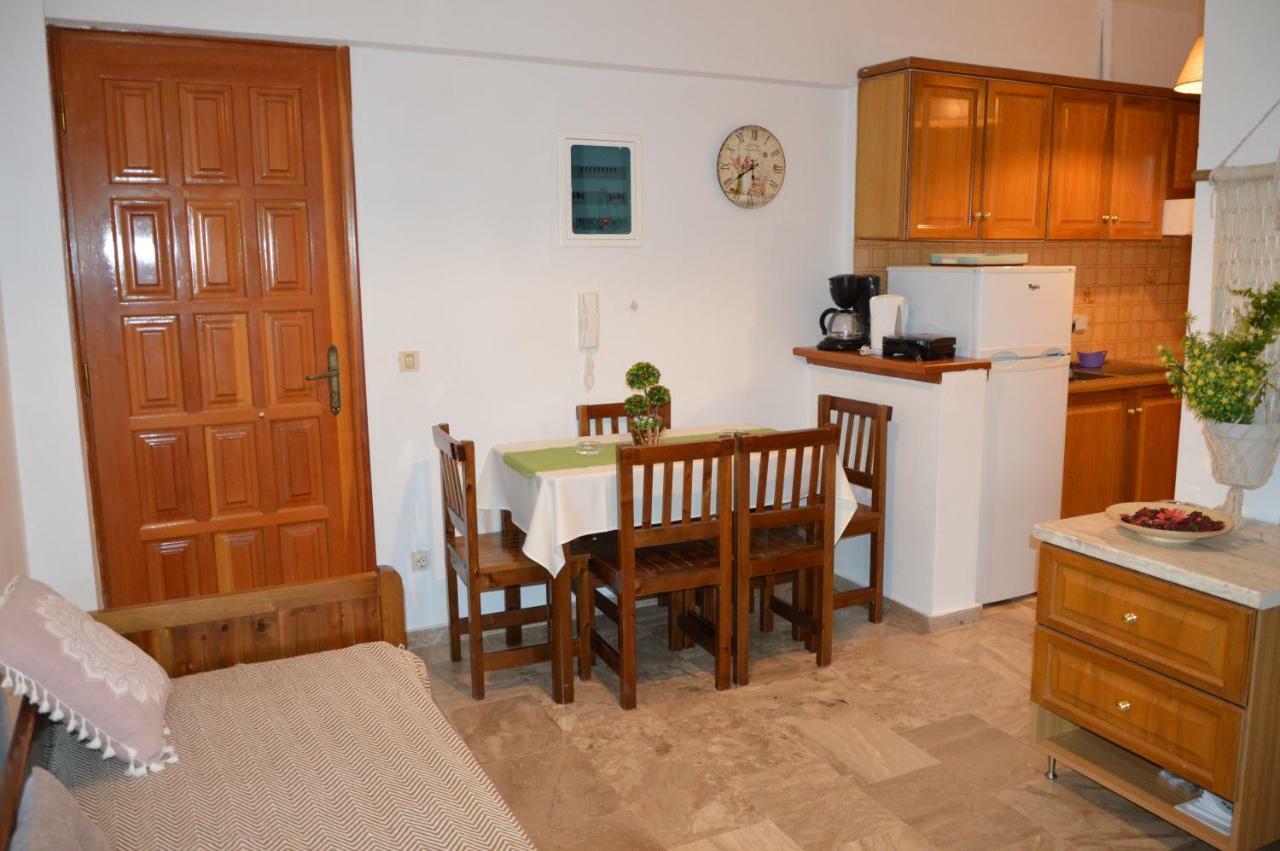 Maria Parameriti Apartments Poros  Екстериор снимка